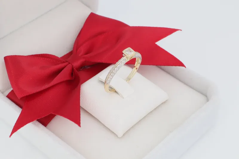 gy1060-1_női arany gyűrű