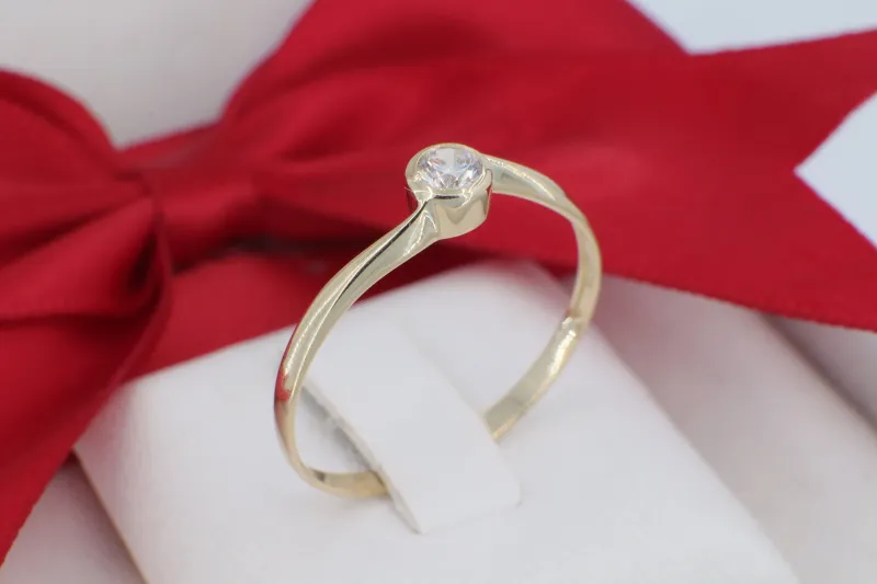 gy2004-1_női arany gyűrű