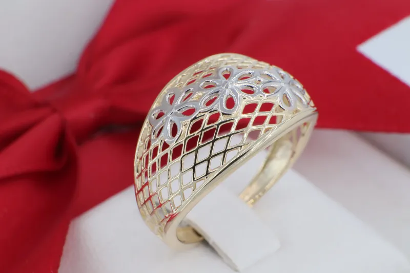 gy2012-3_női arany gyűrű