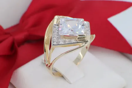 Exkluzív Megjelenésű Női Arany Gyűrű (gy0277)