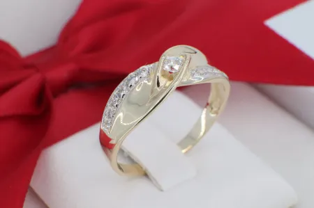 Elegáns 14 Karátos Arany Gyűrű Hullám Motívummal (gy1021)