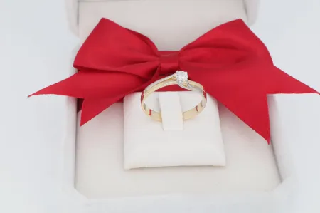 Elegáns eljegyzési gyűrű (gy1030)