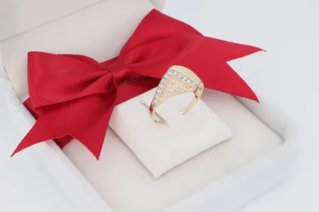 Elegáns női arany gyűrű (gy1130)