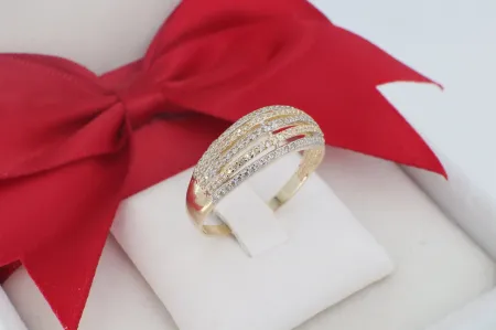 Exkluzív 14 Karátos Arany Gyűrű Ötsoros Cirkónia Kövezéssel (gy1347)