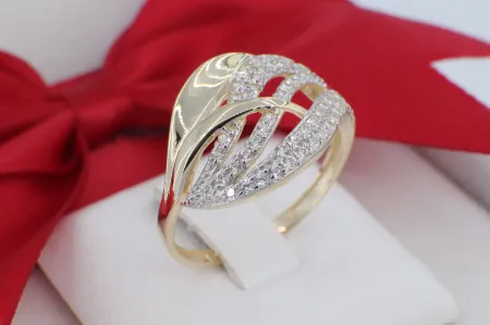 14K Sárga Arany Gyűrű – Időtlen Elegancia Szikrázó Kövekkel (gy1445)