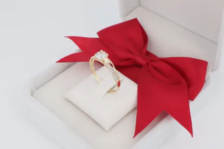 Elegáns eljegyzési arany gyűrű(gy1502)