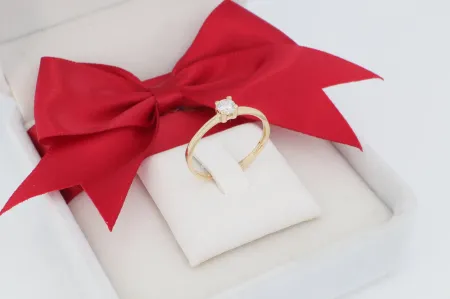 Időtlen elegancia szoliter gyűrű (gy1554)