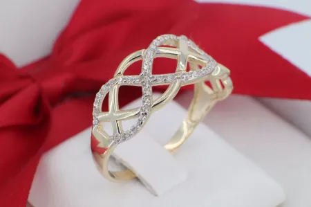 Elegáns áttört arany gyűrű hullám motívummal (gy1664)