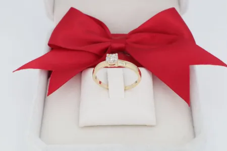 gy2040-2_női arany gyűrű