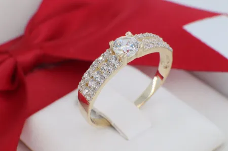 14 Karátos Sárga Arany Gyűrű Háromsoros Kövezéssel (gy2042)