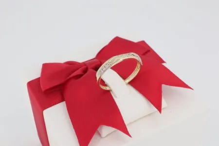 Női Arany Gyűrű Hullámos Cirkónia Sávval (gy2062)