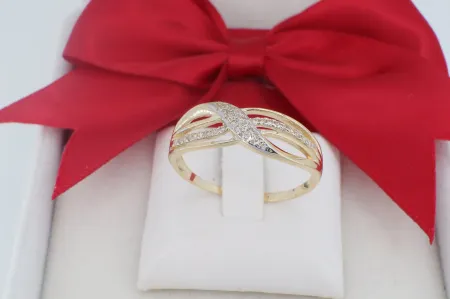 Dinamikus 14 Karátos Arany Gyűrű Keresztezett Cirkónia Sávokkal (gy2098)