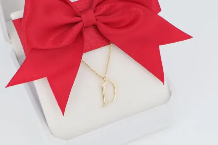 "D" betű medál nyaklánccal (nym141)