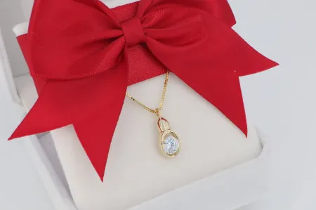 Elegáns köves medál nyaklánccal (nym283)